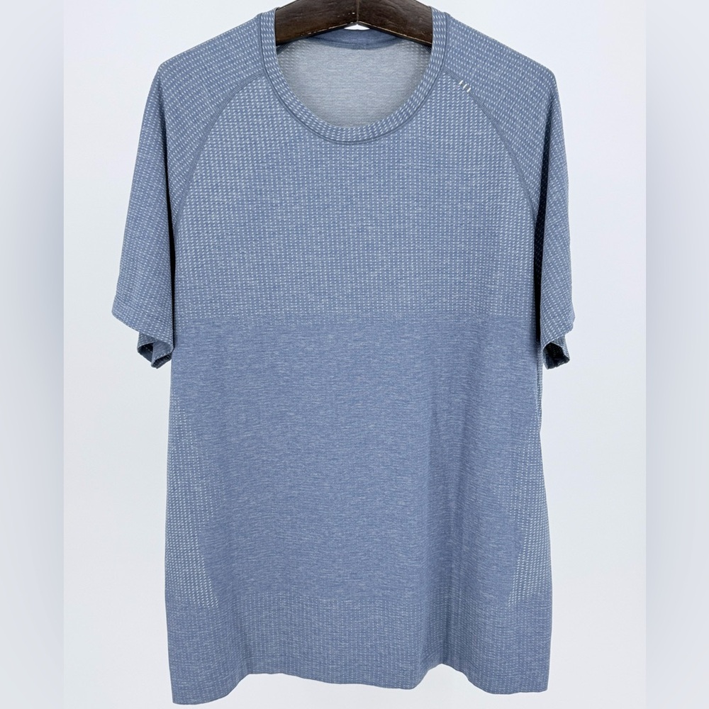 Lululemon Mens XXL Blue Metal Vent Tech Short Sleeve Athletic Shirt